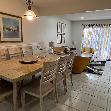 Spacious, Cozy Villa W/Parking In Coligny Villas Hilton Head Island Exterior photo