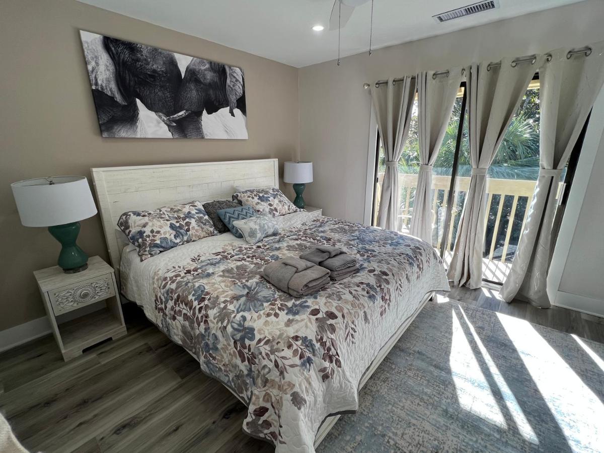 Spacious, Cozy Villa W/Parking In Coligny Villas Hilton Head Island Exterior photo