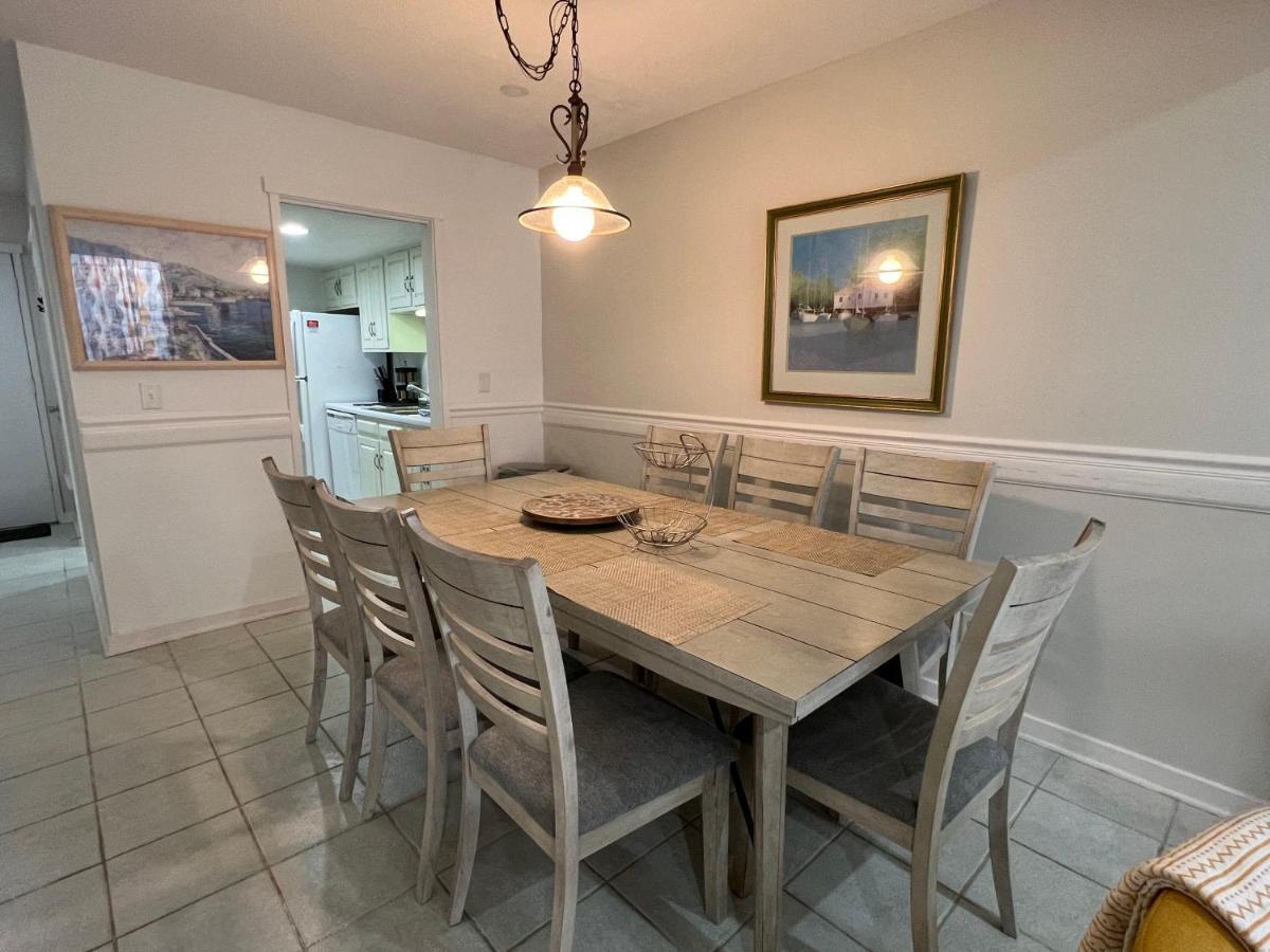 Spacious, Cozy Villa W/Parking In Coligny Villas Hilton Head Island Exterior photo